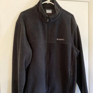 Columbia XL black fleece full-zip jacket with zip pockets